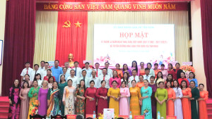 TÂN KHAI HỌP MẶT KỶ NIỆM 43 NĂM NGÀY NHÀ GIÁO VIỆT NAM (20/11/1982 – 20/11/2025), TUYÊN DƯƠNG 22 NHÀ GIÁO TIÊU BIỂU