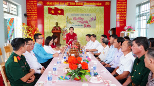 THƯỜNG TRỰC ĐẢNG ỦY XÃ TÂN KHAI THĂM, GẶP GỠ ĐẠI DIỆN THÔN 3  VÀ TRUNG TÂM PHỤC VỤ HÀNH CHÍNH CÔNG