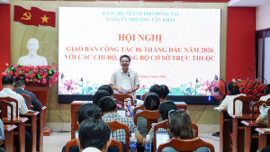 TÂN KHAI: GIAO BAN CÔNG TÁC 6 THÁNG ĐẦU NĂM 2026 VỚI CÁC CHI BỘ, ĐẢNG BỘ CƠ SỞ, TRỰC THUỘC ĐẢNG ỦY PHƯỜNG