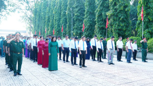 TRAO LẠI TÊN CHO NHỮNG NGƯỜI CON ĐÃ ANH DŨNG NGÃ XUỐNG VÌ BÌNH YÊN CỦA TỔ QUỐC, VÌ HẠNH PHÚC CỦA NHÂN DÂN