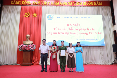 TÂN KHAI RA MẮT CÁC MÔ HÌNH HỖ TRỢ PHỤ NỮ VÀ CHƯƠNG TRÌNH “MẸ ĐỠ ĐẦU – ĐIỂM TỰA YÊU THƯƠNG” NĂM 2026