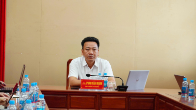 Tân Khai Tham Dự Hội Nghị Báo Cáo Viên Thành Ủy Tháng 8/2026