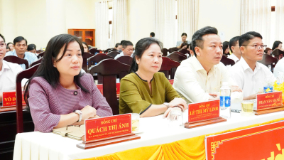 TÂN KHAI: HỘI NGHỊ TOÀN QUỐC NGHIÊN CỨU, QUÁN TRIỆT CÁC NGHỊ QUYẾT, CHỈ THỊ CỦA BỘ CHÍNH TRỊ