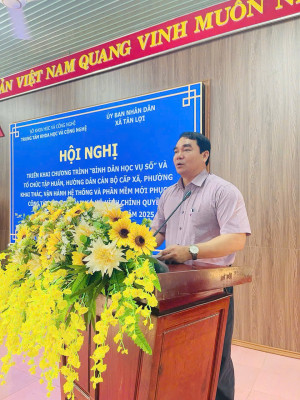 UBND xã Tân Lợi triển khai mạnh mẽ Chương trình "Bình dân học vụ số"