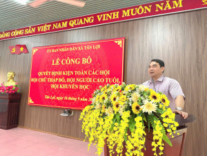 Xã Tân Lợi tổ chức lễ công bố quyết định kiện toàn các Hội