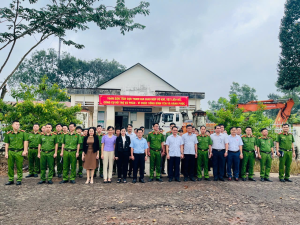 XÃ TÂN LỢI TỔ CHỨC LỄ PHÁT ĐỘNG “NGÀY HỘI TOÀN DÂN GIAO NỘP VŨ KHÍ, VẬT LIỆU NỔ, CÔNG CỤ HỖ TRỢ VÀ PHÁO”