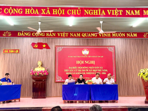 XÃ TÂN LỢI: TỔ CHỨC TIẾP XÚC CỬ TRI TRƯỚC KỲ HỌP THỨ TƯ HĐND XÃ KHÓA XII, NHIỆM KỲ 2021-2026