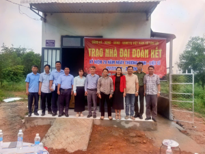Xã Tân Lợi tổ chức bàn giao nhà Đại đoàn kết cho hộ bà Lê Thị Định, ấp Tân Hòa nhân kỷ niệm 79 năm Ngày Thương binh - Liệt sĩ (27/7/1947 - 27/7/2026)