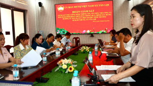 XÃ TÂN LỢI: GIÁM SÁT VIỆC CÔNG KHAI THÔNG TIN, TỔ CHỨC THI CÔNG TUYẾN ĐƯỜNG ĐI KHU TÌNH THƯƠNG, ẤP SUỐI NHUNG