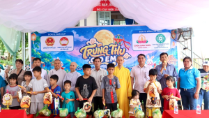 XÃ TÂN LỢI TỔ CHỨC CHƯƠNG TRÌNH “TRUNG THU CHO EM 2026”, TRAO TẶNG 1.000 PHẦN QUÀ CHO TRẺ EM
