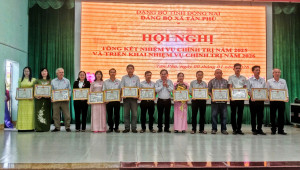 Đảng ủy xã Tân Phú tổng kết nhiệm vụ chính trị năm 2025