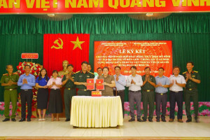 BAN THƯỜNG TRỰC ỦY BAN MTTQ VIỆT NAM XÃ TÂN QUAN CÙNG TRUNG ĐOÀN BỘ BINH 736 LONG TRỌNG TỔ CHỨC LỄ KÝ KẾT CHƯƠNG TRÌNH PHỐI HỢP “TỪ NỘI ĐỊA HƯỚNG VỀ BIÊN GIỚI – CHUNG TAY VÌ AN SINH CỘNG ĐỒNG”