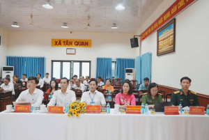 XÃ TÂN QUAN DỰ HỘI NGHỊ TRỰC TUYẾN TOÀN QUỐC SƠ KẾT 01 NĂM THỰC HIỆN MÔ HÌNH TỔ CHỨC TỔNG THỂ HỆ THỐNG CHÍNH TRỊ VÀ MÔ HÌNH CHÍNH QUYỀN 02 CẤP