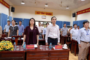 ĐẢNG BỘ UBND XÃ TÂN QUAN TỔ CHỨC HỘI NGHỊ CÔNG BỐ QUYẾT ĐỊNH THÀNH LẬP CÁC CHI BỘ TRỰC THUỘC