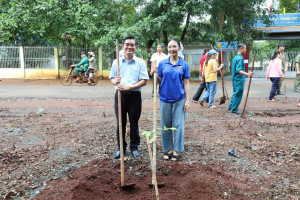RA QUÂN THỰC HIỆN TUYẾN ĐƯỜNG “SÁNG – XANH – SẠCH – ĐẸP”