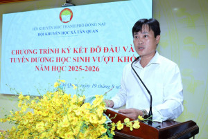 XÃ TÂN QUAN KÝ KẾT ĐỠ ĐẦU HỌC SINH KHÓ KHĂN, KÝ KẾT GIAO ƯỚC THI ĐUA VÀ TUYÊN DƯƠNG HỌC SINH VƯỢT KHÓ