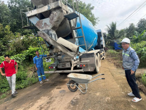 XÃ TÂN QUAN SỬA CHỮA, DUY TU CÁC TUYẾN ĐƯỜNG TRÊN ĐỊA BÀN