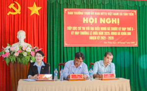 Tổ đại biểu số 3 - HĐND xã Tân Tiến tiếp xúc cử tri xã Lộc An 