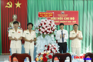 Chi bộ Công an xã Tân Tiến tổ chức Đại hội lần thứ I, nhiệm kỳ 2025–2030
