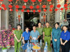 TUỔI TRẺ TÂN TRIỀU THĂM, TẶNG QUÀ GIA ĐÌNH LIỆT SĨ LÂM HOÀNG NHẬT NHÂN DỊP TẾT NGUYÊN ĐÁN