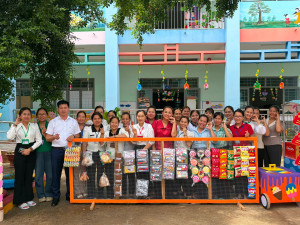 Đoàn đánh giá ngoài của Sở Giáo dục và Đào tạo làm việc tại Trường Mầm non Thanh Sơn