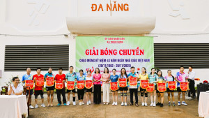 Thiện Hưng: Giải bóng chuyền chào mừng Ngày Nhà giáo Việt Nam 20/11