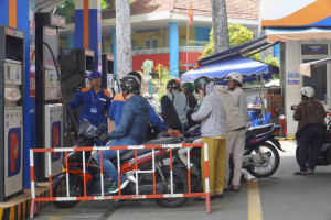 Lo ngại là điều có thể hiểu được, nhưng tích trữ xăng dầu tại nhà không phải là cách tự bảo vệ an toàn