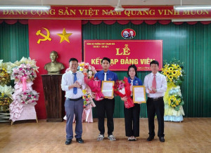 THIỆN HƯNG CHÚ TRỌNG TẠO NGUỒN PHÁT TRIỂN ĐẢNG VIÊN TRẺ TRONG HỌC SINH