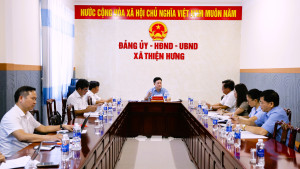 Thiện Hưng: Bí thư Đảng ủy làm việc với các chi bộ Trung tâm phát triển quỹ đất, Văn phòng đăng ký đất đai