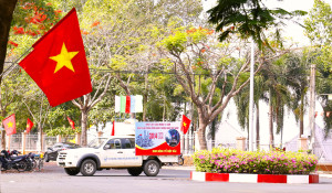 THIỆN HƯNG LAN TOẢ KHÔNG KHÍ CHÀO MỪNG 30-4