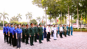 Thiện Hưng dâng hương tưởng niệm các Anh hùng liệt sĩ nhân kỷ niệm 51 năm Ngày Giải phóng miền Nam 30-4