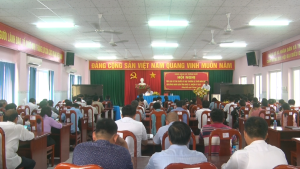 Cử tri kiến nghị tăng cường ngăn chặn bạo lực học đường .