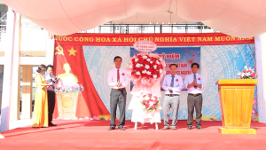Xã Thống Nhất: Trường THCS Nguyễn Trãi tổ chức kỷ niệm 40 năm ngày thành lập trường
