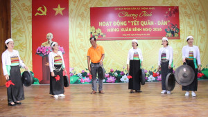 ĐẨY MẠNH HOẠT ĐỘNG VĂN HÓA, VĂN NGHỆ TRÊN ĐỊA BÀN XÃ THỐNG...