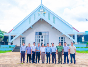 ĐỒNG CHÍ HÀ ANH DŨNG, UVBTV TỈNH UỶ, PHÓ CHỦ TỊCH THƯỜNG TRỰC UBMTTQ VIỆT NAM TỈNH ĐỒNG NAI CÙNG ĐOÀN CÔNG TÁC THĂM CÁC CƠ SỞ TÔN GIÁO TRÊN ĐỊA BÀN XÃ THỌ SƠN