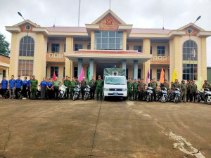 CÔNG AN XÃ THỌ SƠN TỔ CHỨC LỄ RA QUÂN TUYÊN TRUYỀN, VẬN ĐỘNG THU GOM VŨ KHÍ, VẬT LIỆU NỔ, CÔNG CỤ HỖ TRỢ VÀ PHÁO.