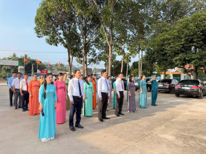 Xã Thuận Lợi chào cờ đầu tháng 8