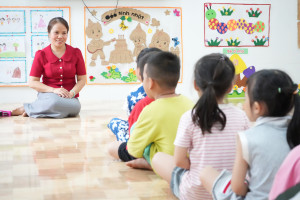“Cô giáo mầm non: Viết tiếp câu chuyện bằng nụ cười của trẻ”     