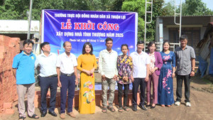 Khởi công xây dựng Nhà tình thương cho hộ ông Điểu Mang tại ấp Thuận Tiến
