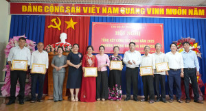   Chi bộ ấp Thuận Phú 1 tổng kết công tác Đảng năm 2025