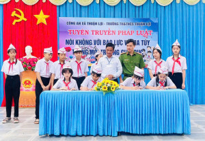 Công an xã Thuận Lợi tổ chức tuyên truyền pháp luật phòng, chống ma túy và bạo lực học đường