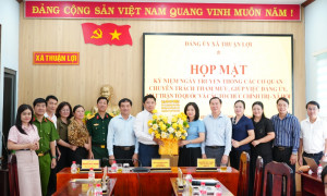 XÃ THUẬN LỢI TỔ CHỨC HỌP MẶT KỶ NIỆM NGÀY TRUYỀN THỐNG CÁC CƠ QUAN CHUYÊN TRÁCH THAM MƯU, GIÚP VIỆC ĐẢNG ỦY, MẶT TRẬN TỔ QUỐC VÀ CÁC TỔ CHỨC CHÍNH TRỊ - XÃ HỘI