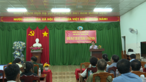 CHI BỘ ẤP THUẬN PHÚ TỔ CHỨC LỄ KẾT NẠP ĐẢNG VIÊN MỚI VÀ SINH HOẠT THƯỜNG KỲ THÁNG 10