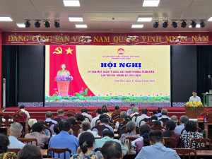 Quang cảnh Hội nghị lần thứ hai