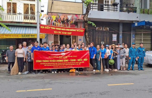 Các Ban CTMT khu phố ra quân vào sáng ngày 02/11/2025