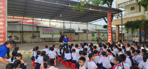 ĐOÀN PHƯỜNG TRẤN BIÊN TỔ CHỨC CHƯƠNG TRÌNH “FUN WITH ENGLISH” ĐỢT 2 TẠI TRƯỜNG TIỂU HỌC TÂN BỬU