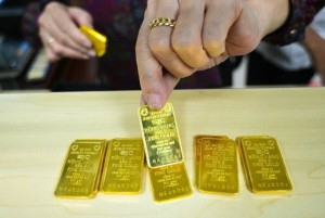 Quản lý doanh nghiệp hoạt động sản xuất vàng TSMN