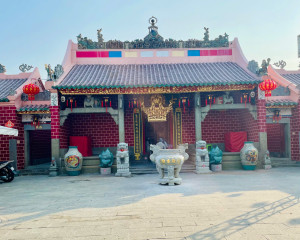 Tiền điện Thất Phủ cổ miếu