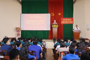 Lễ Khai giảng lớp bồi dưỡng nhận thức về Đảng đợt 3-2026. Ảnh: Thùy Anh