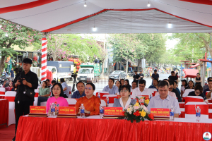 Phường Trấn Biên khai mạc đường hoa xuân Nguyễn Văn Trị chào...